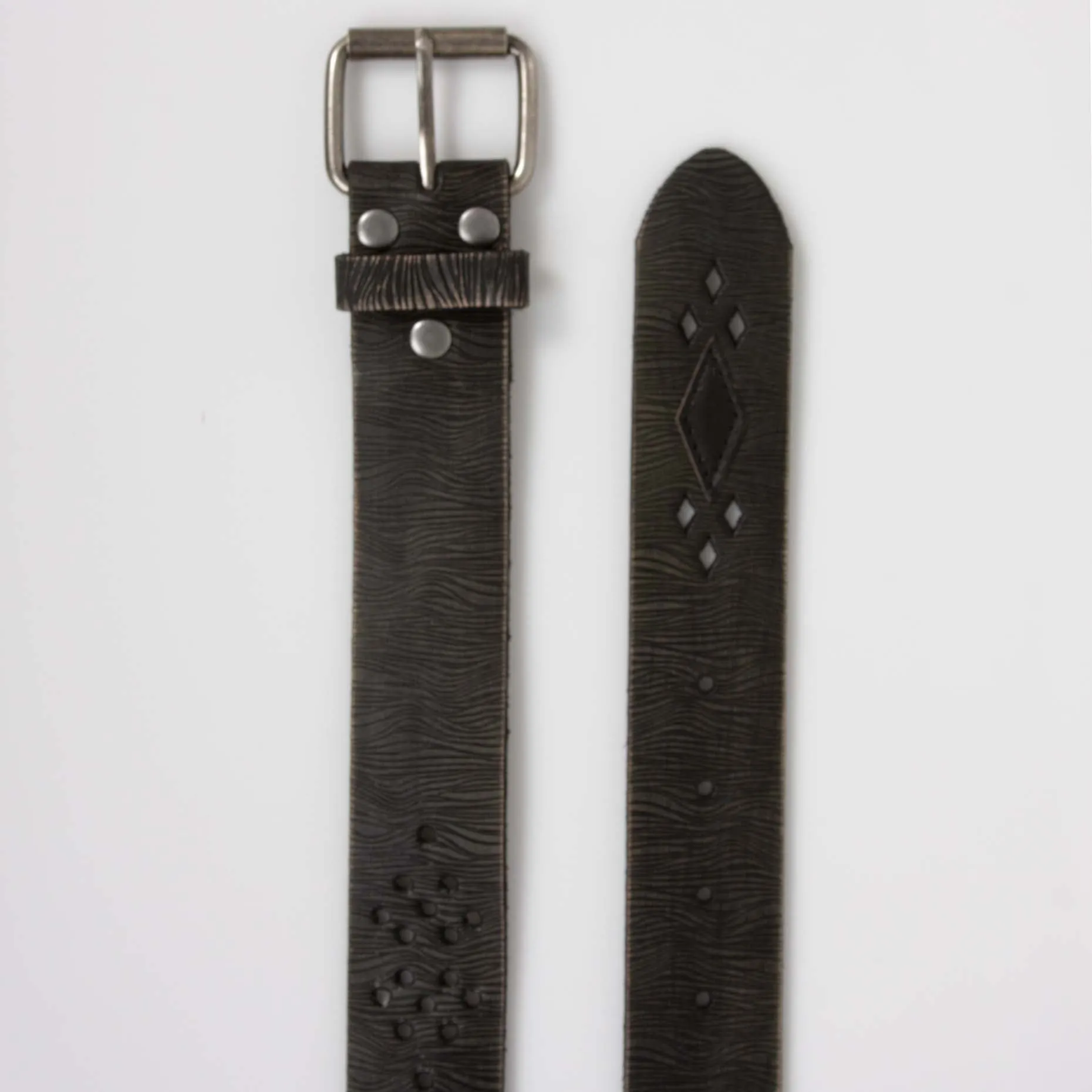 1 1/2" (38 mm) Snap on Perforated Vintage Leather Jean Belt