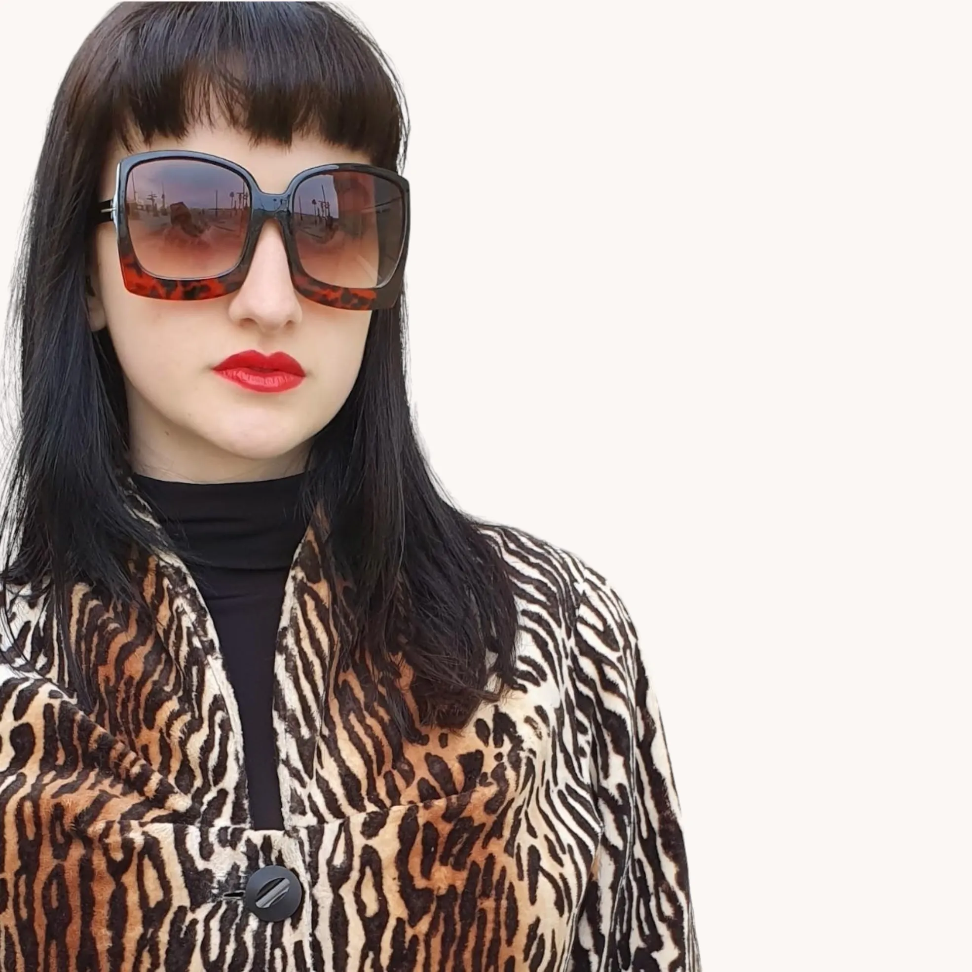 Black Tortoisehell Oversized Retro Sunglasses