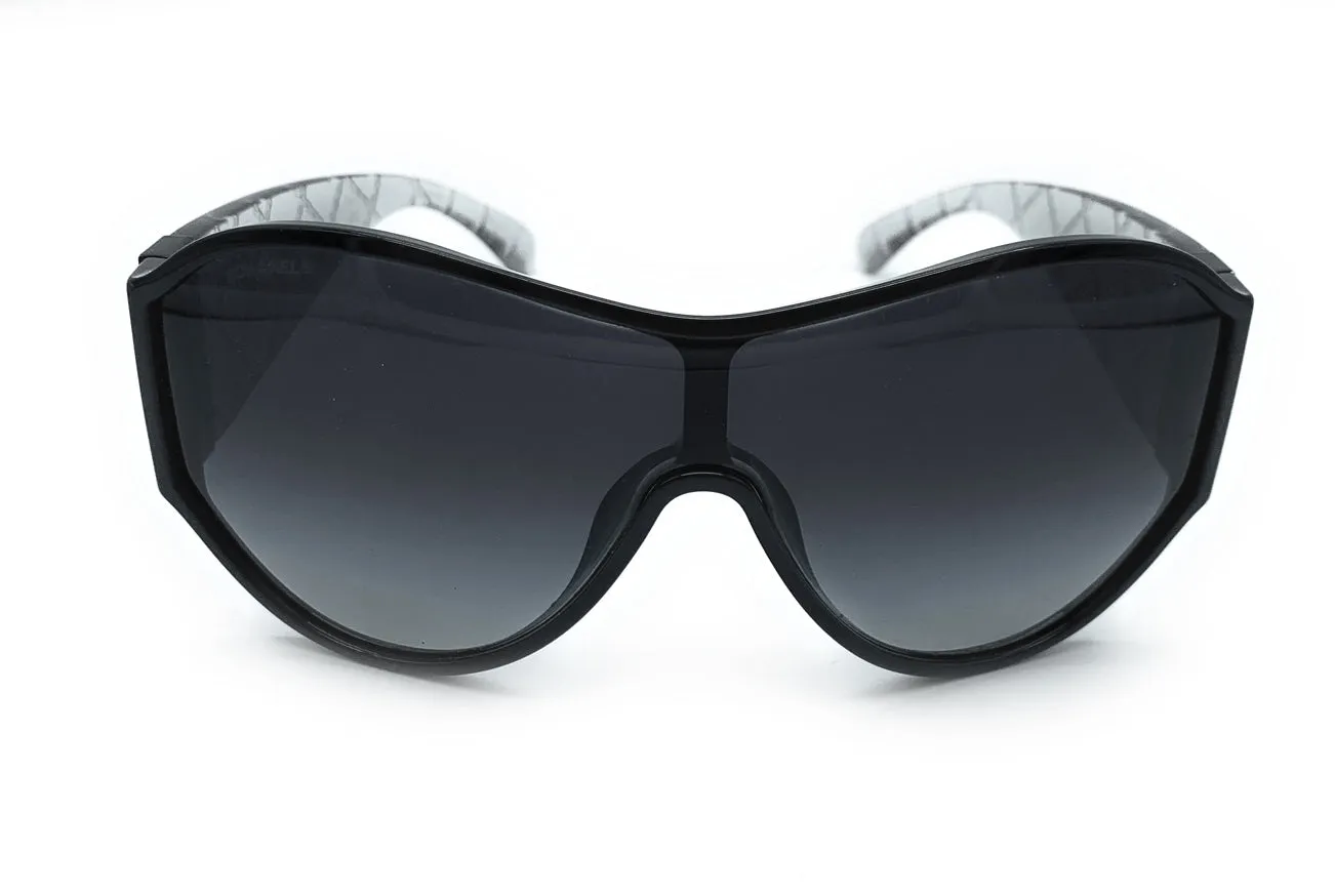 CHANEL 5426 c.501/S6 Acetate Quilted CC Sunglasses