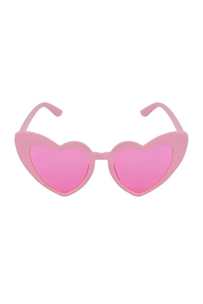 The Edit - Oversized Pink Heart Shaped Sunglasses